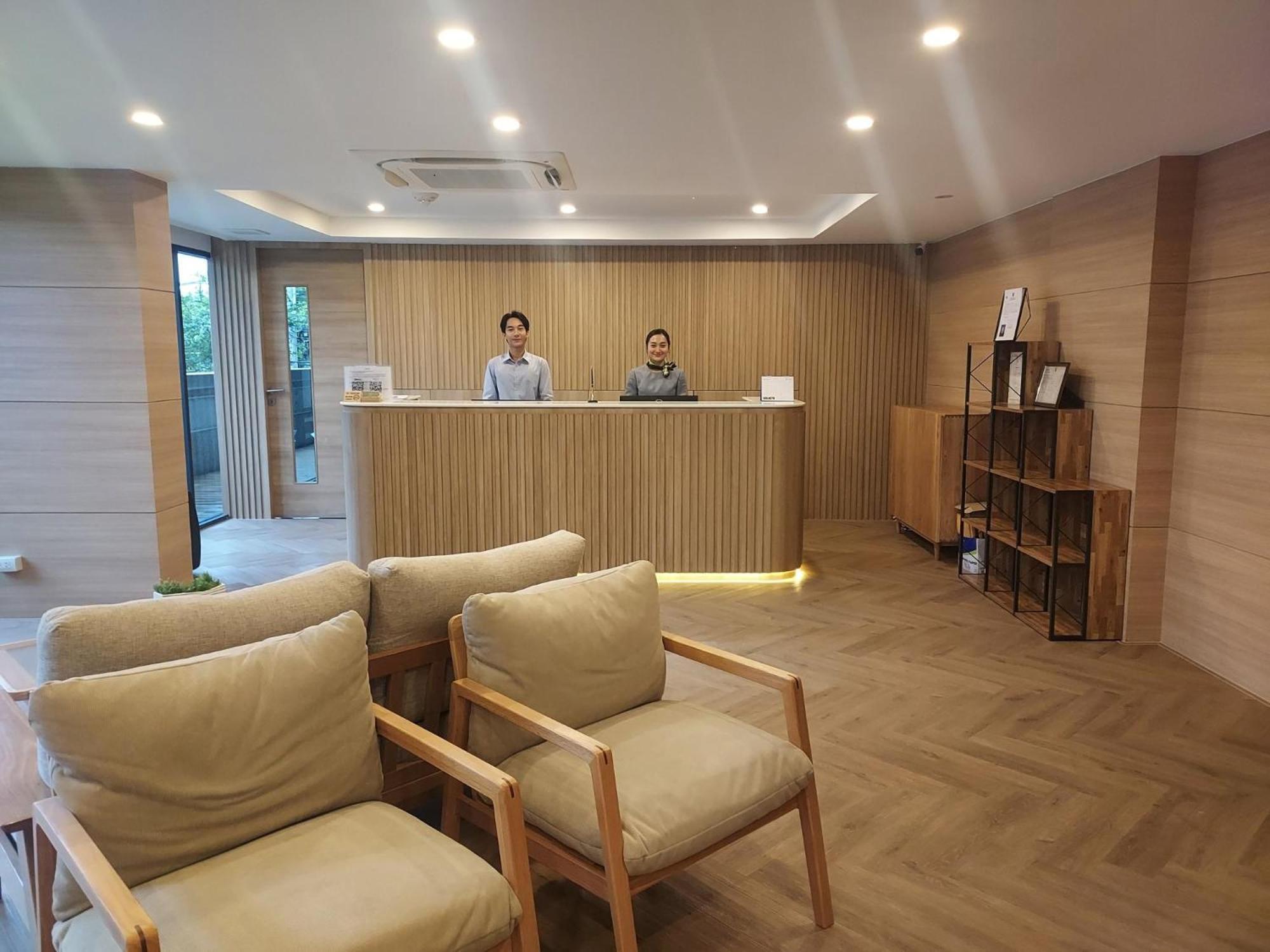 Park 19 Hotel Бангкок Экстерьер фото