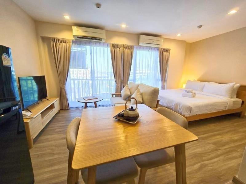 Park 19 Hotel Бангкок Экстерьер фото
