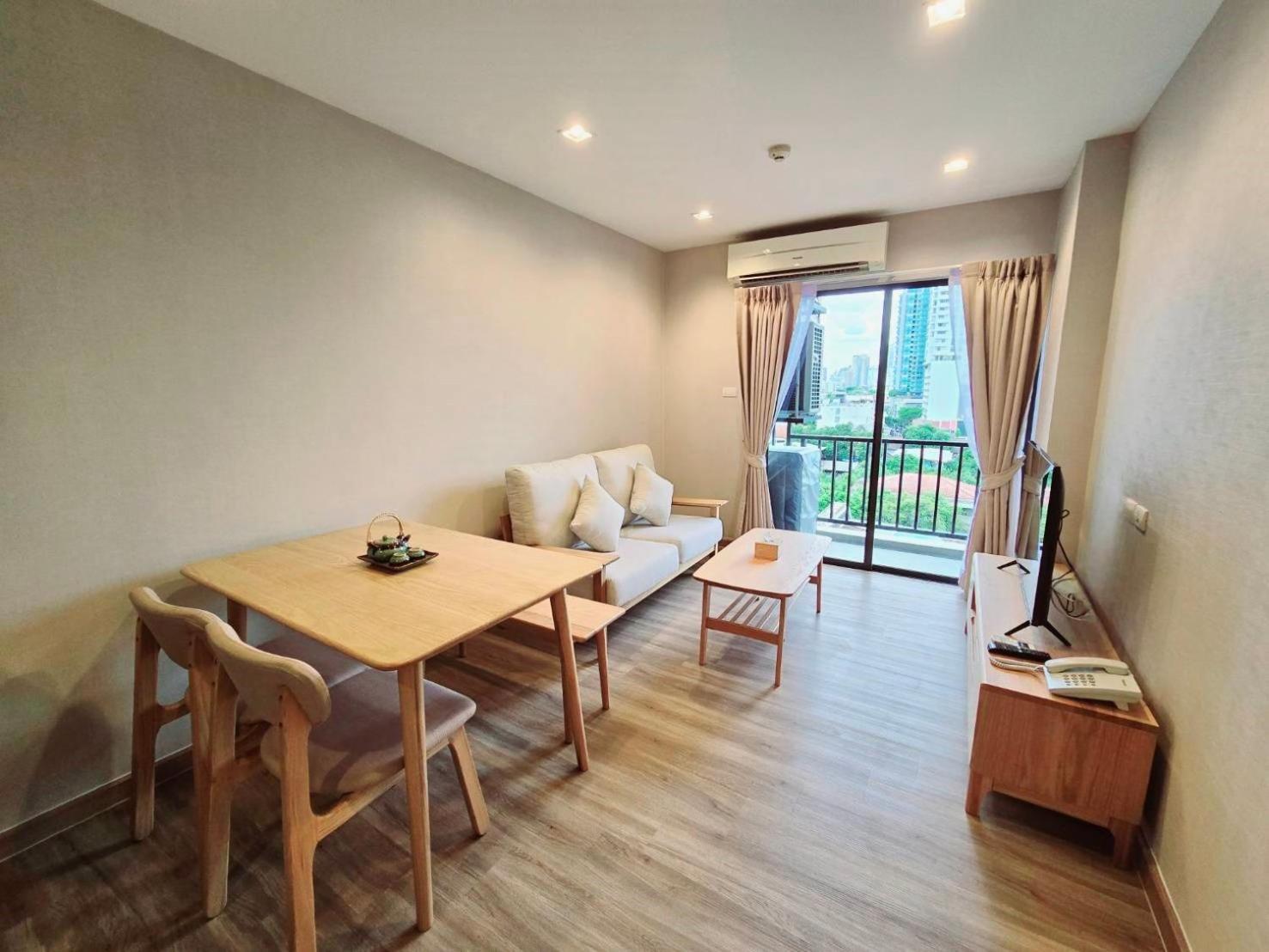 Park 19 Hotel Бангкок Экстерьер фото