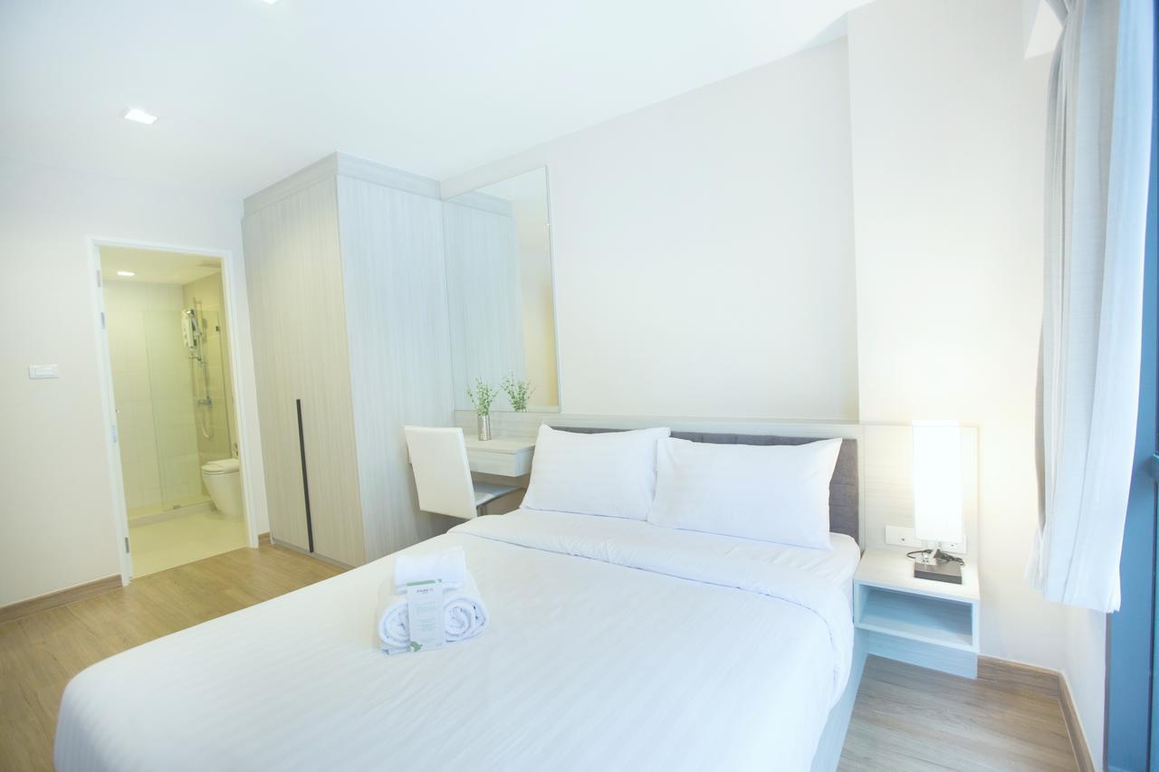 Park 19 Hotel Бангкок Экстерьер фото